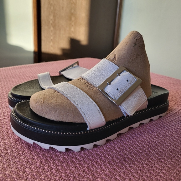 Sorel White Black Roaming Two Strap Slide Sandals Women's Size 7 - Picture 3 of 12